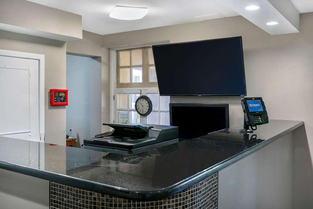 Knights Inn Bristol Levittown Interno foto