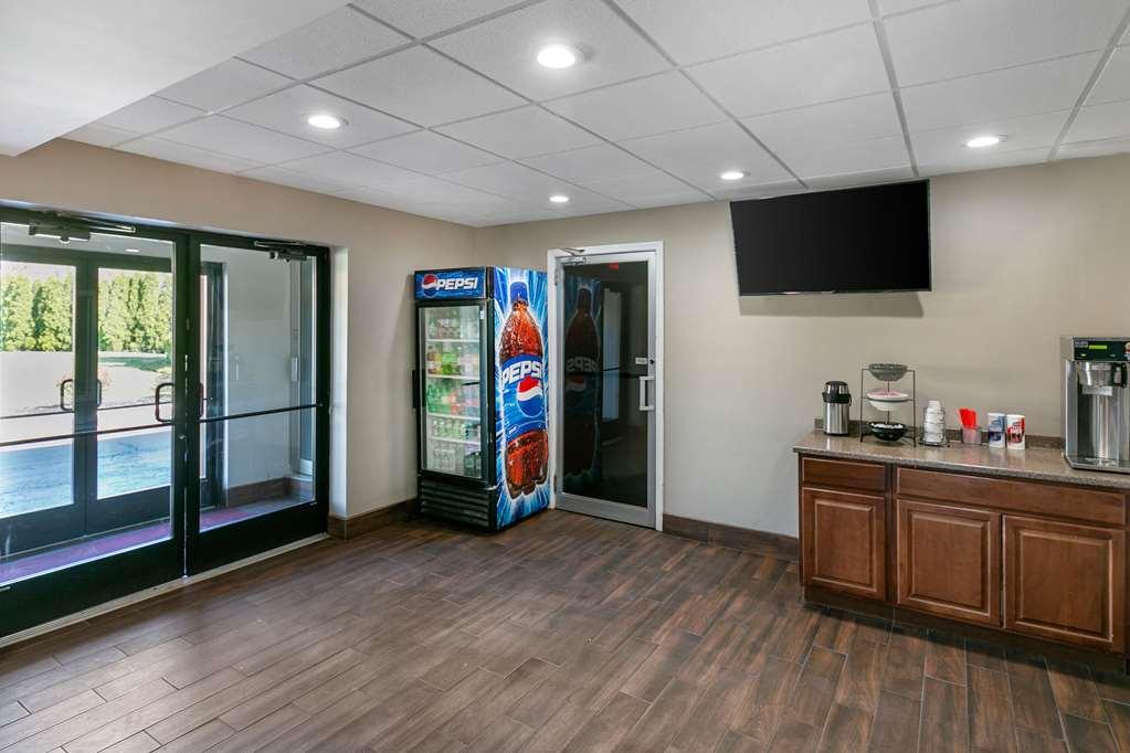 Knights Inn Bristol Levittown Interno foto