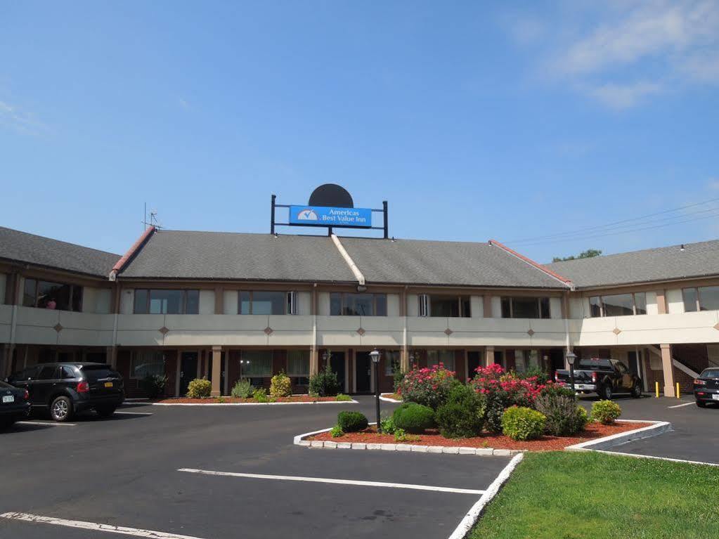 Knights Inn Bristol Levittown Esterno foto