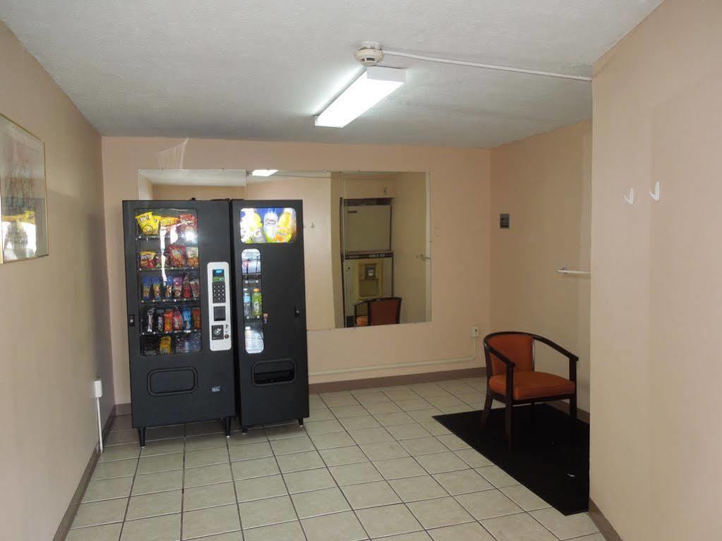 Knights Inn Bristol Levittown Esterno foto