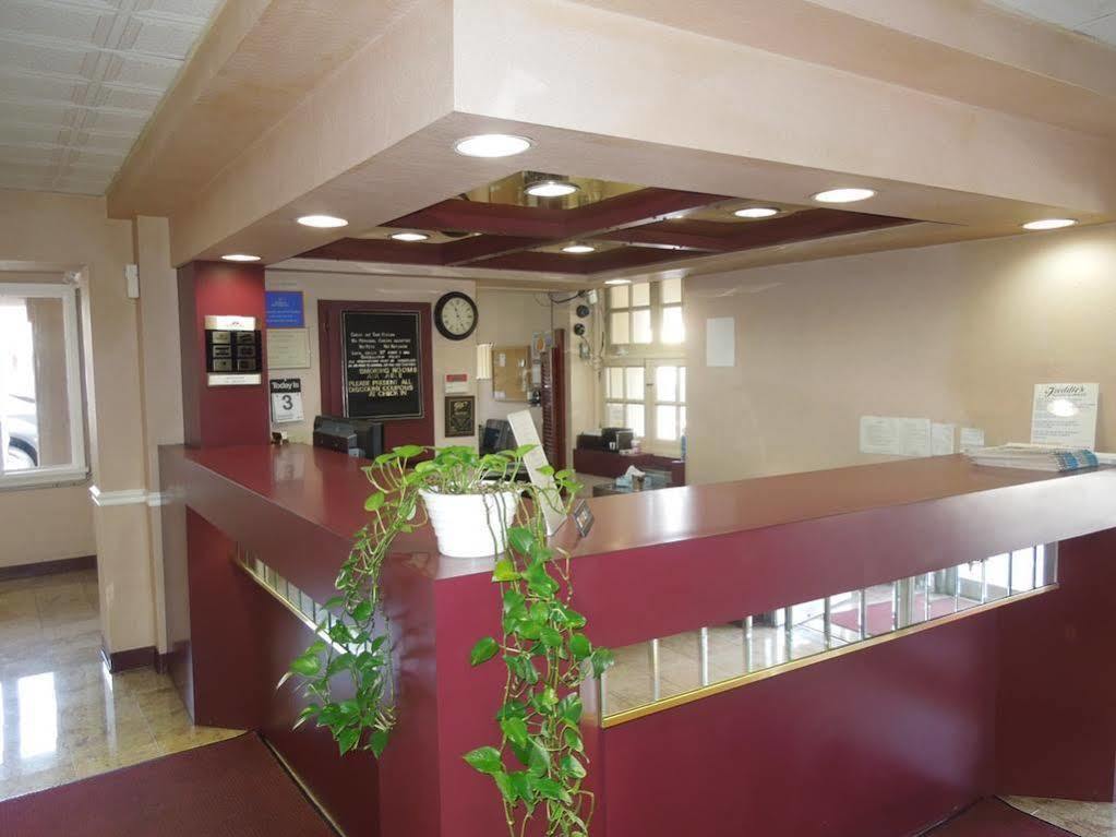 Knights Inn Bristol Levittown Esterno foto