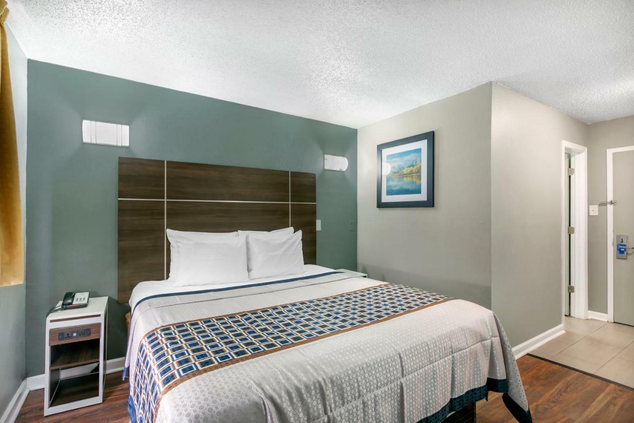 Knights Inn Bristol Levittown Esterno foto